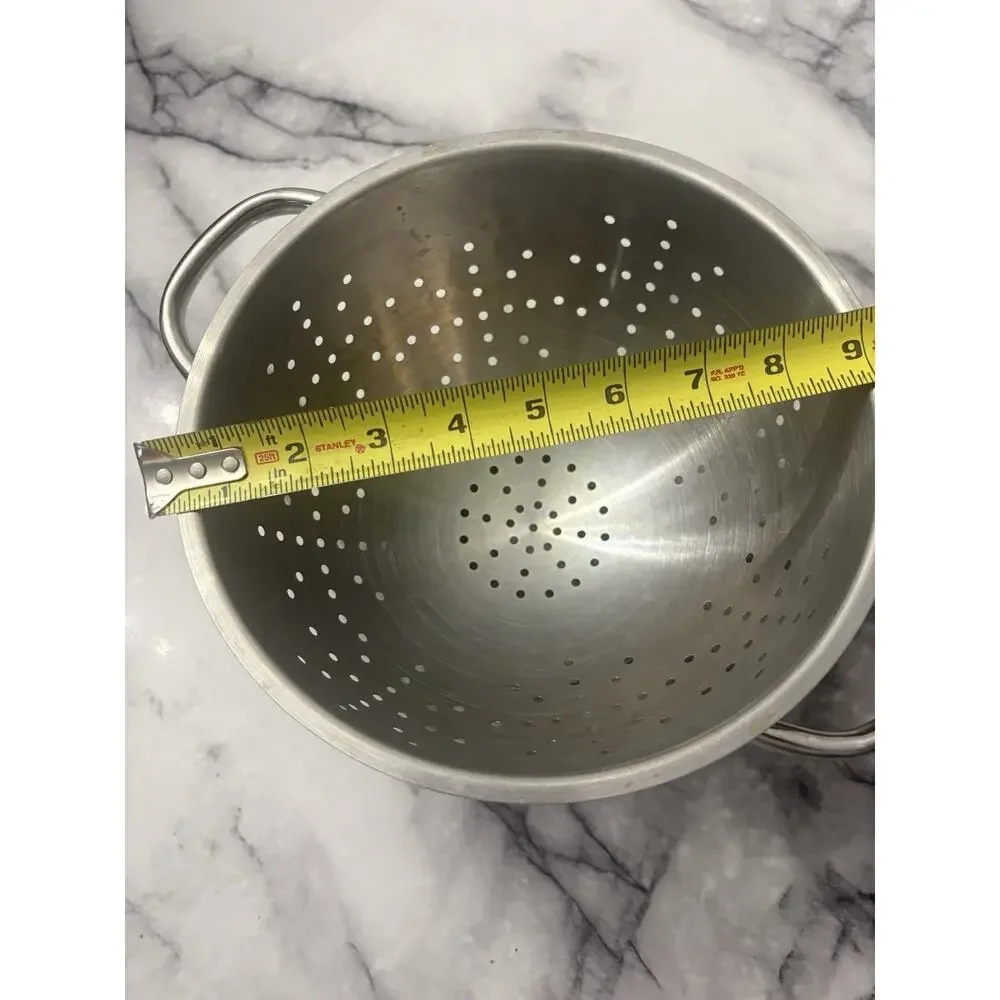 Gourmet Standard 5.5 Quart/5.2 Liter Stainless Steel Strainer/Colander